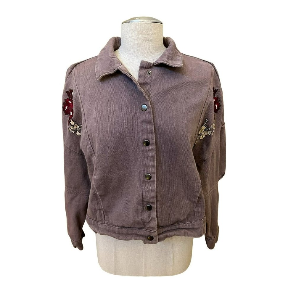 POL Women's Jacket Denim Floral Embroidered Snap Button Purple Size Medium